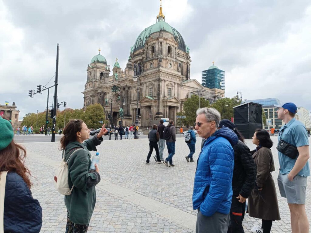 Free walking tour Oslo
